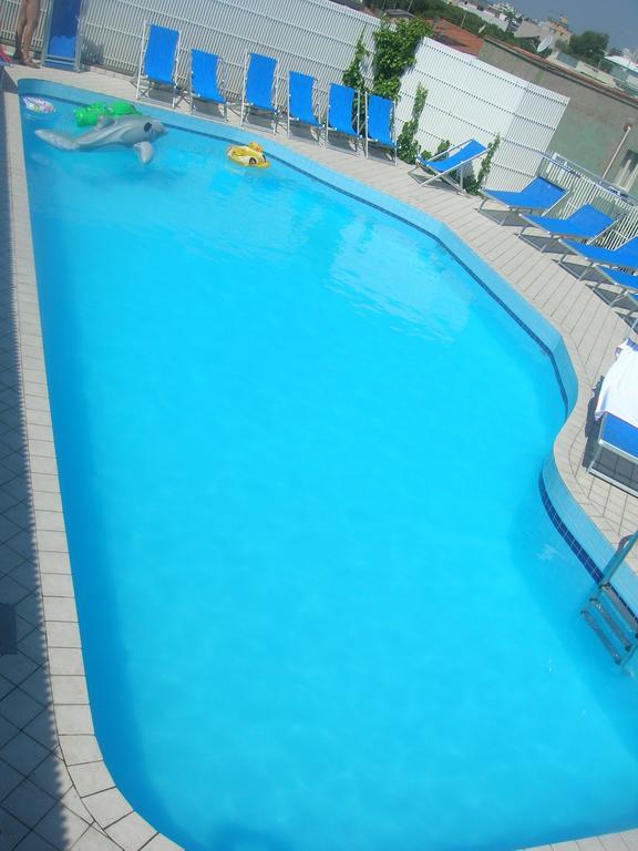 Residence Suisse Cattolica Bagian luar foto