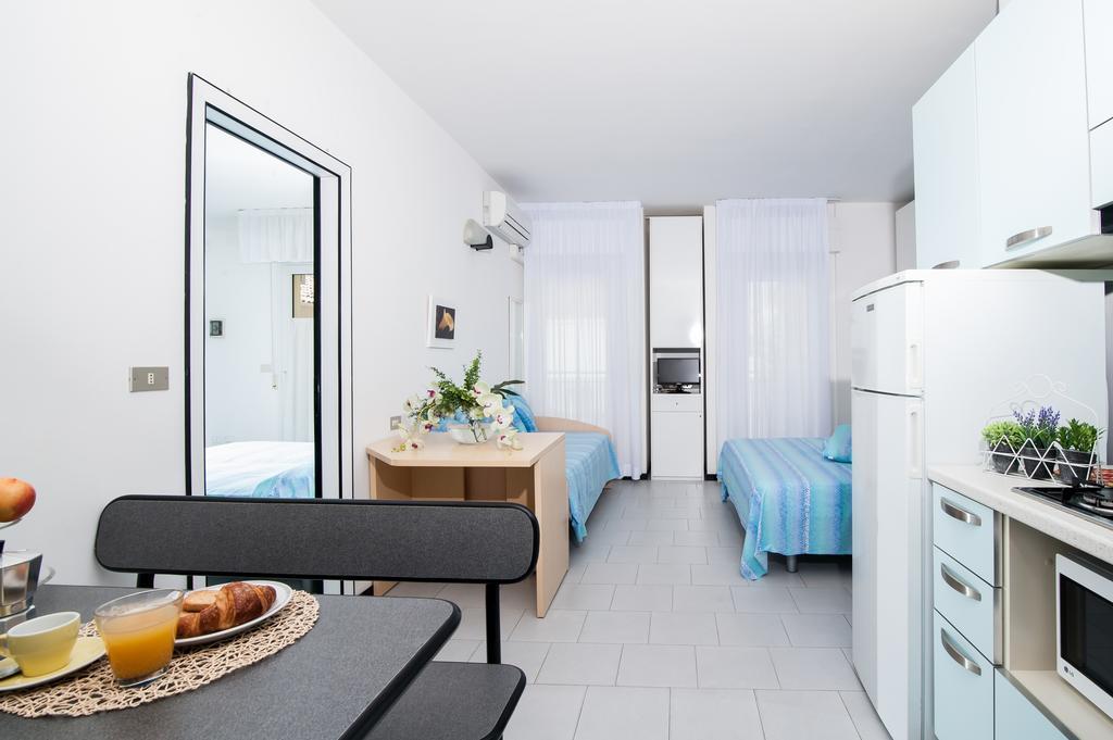 Residence Suisse Cattolica Bagian luar foto